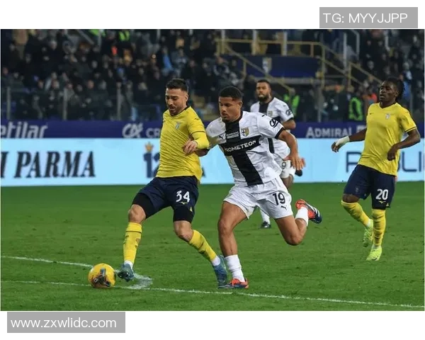 意甲焦点战拉齐奥迎战帕尔马双方争夺三分的激烈对决